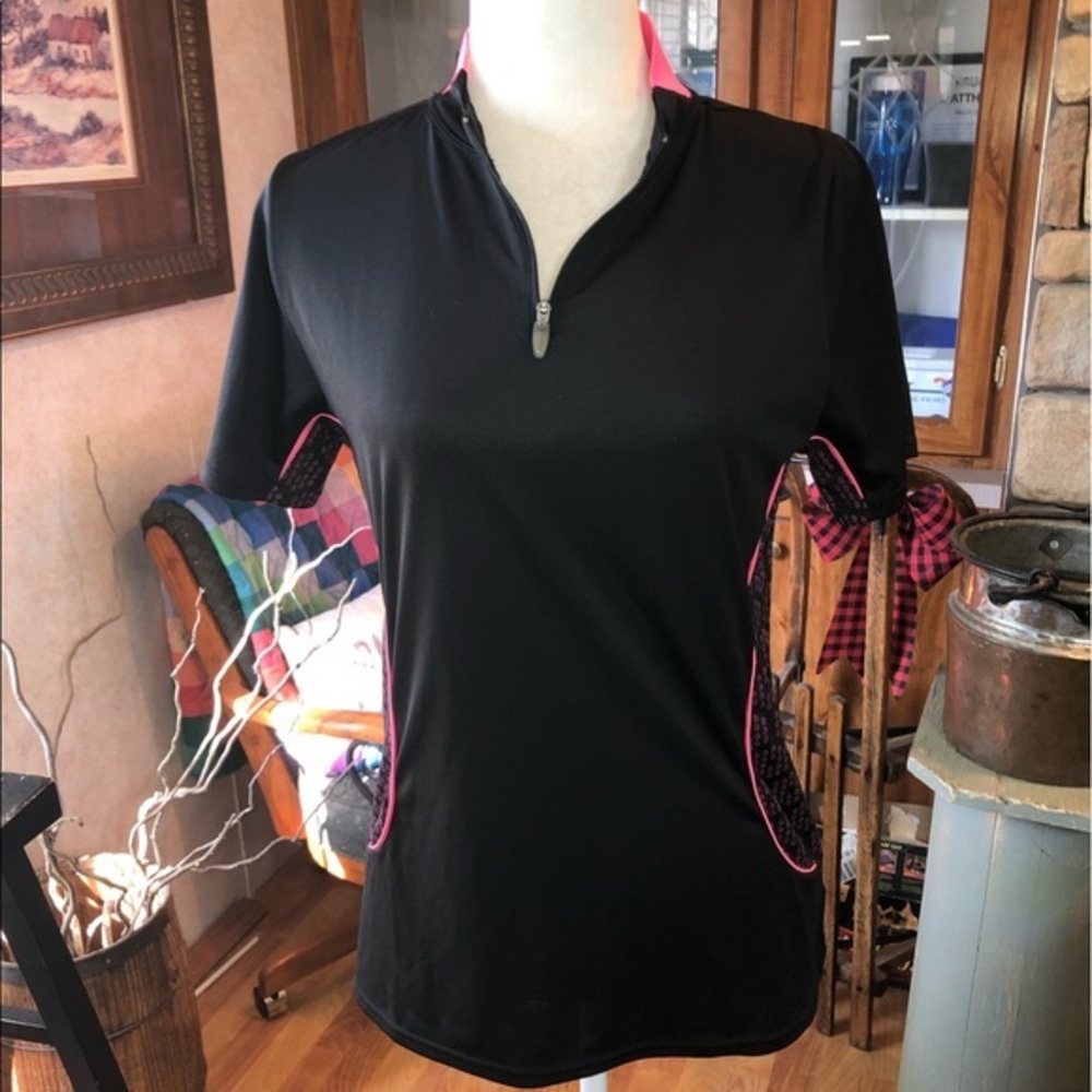PUMA SIZE XXL BLACK AND PINK SHORT SLEEVE ATHLETIC TOP ZIPPER FRONT EUC